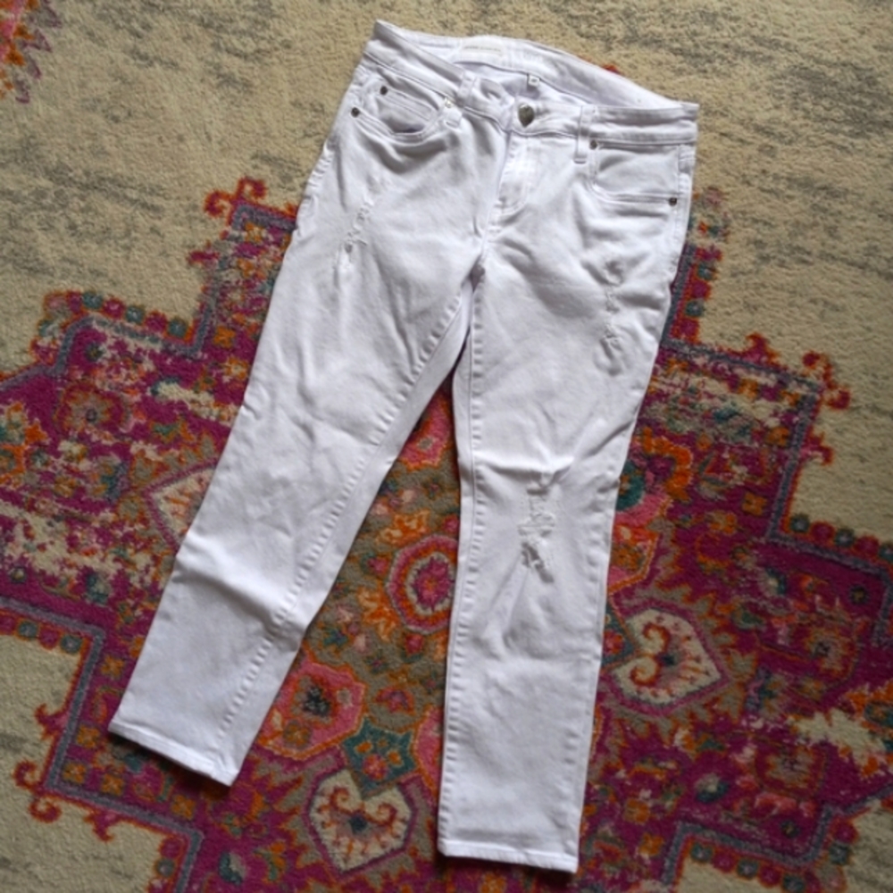 ⚫ 3/$15 - KUT FROM THE KLOTH "Catherine Boyfriend Petite" White Jeans